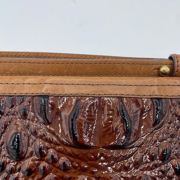 BRAHMIN Glossy KAYLA Melbourne Croc Leather WRISTLET/WALLET/PURSE in PECAN -VGUC - Picture 11 of 15